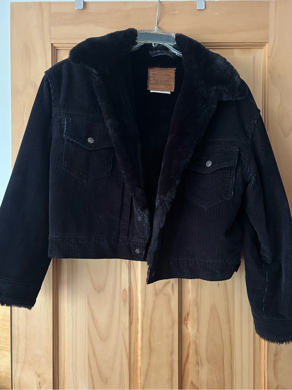 Never Worn Levi’s Corduroy Denim Jacket. XS